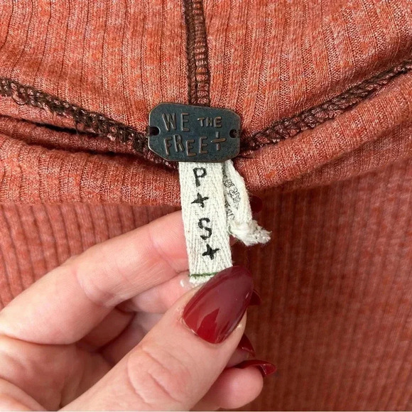 Free People We The Free Londontown Thermal Pullover Burnt Orange Sweater Small - Picture 5 of 8